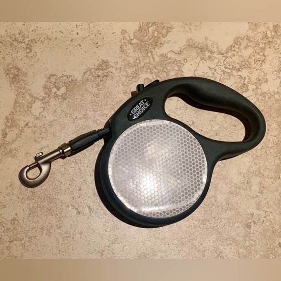 Great Choice Retractable & Reflective Tape Leash - Picture 1 of 12